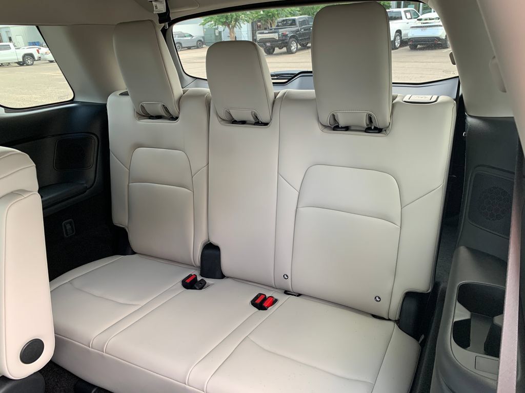 New 2026 Nissan Pathfinder SL w/ SL Premium Package FWD image 21