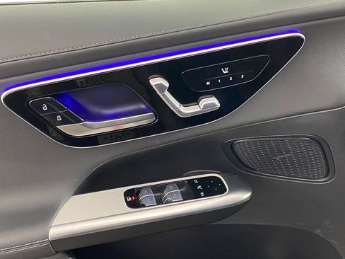 Certified 2025 Mercedes-Benz GLC 300 4MATIC image 22