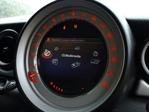 Used 2013 MINI Cooper Hardtop image 8