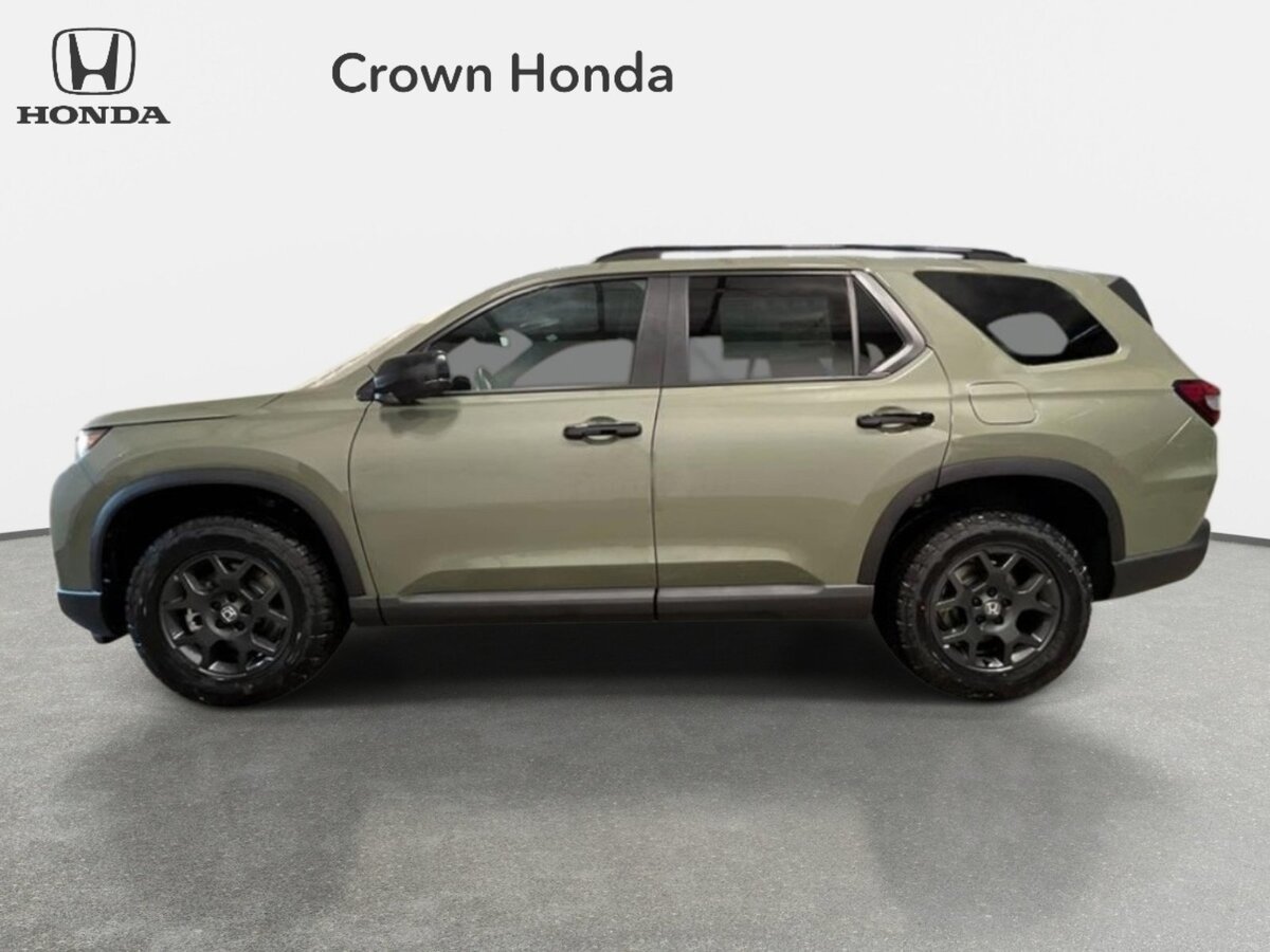 New 2026 Honda Pilot TrailSport image 2