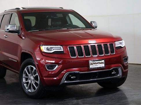 Used 2014 Jeep Grand Cherokee Overland w/ Advanced Technology Group AWD/4WD image 6
