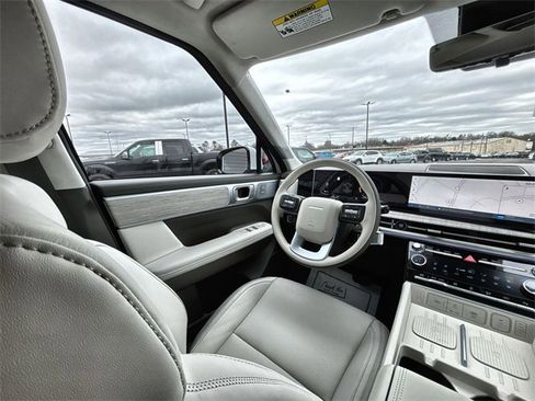 Used 2025 Hyundai Santa Fe Calligraphy image 15