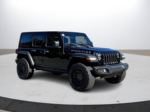 Certified 2022 Jeep Wrangler Unlimited Sport image 2