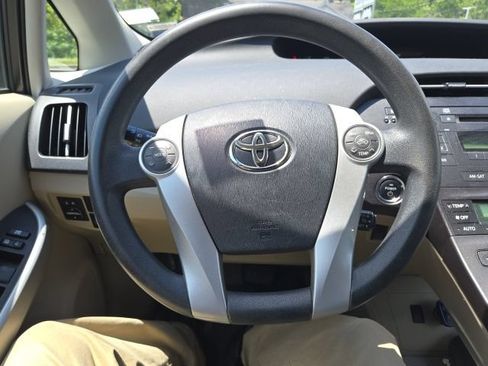 Used 2011 Toyota Prius Two FWD image 18