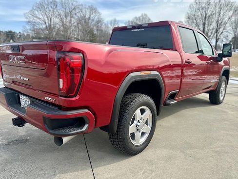 Used 2021 GMC Sierra 2500 AT4 image 7