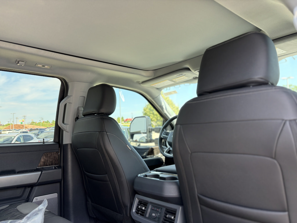 New 2026 Ford F350 Lariat w/ Lariat Premium Package AWD/4WD image 22