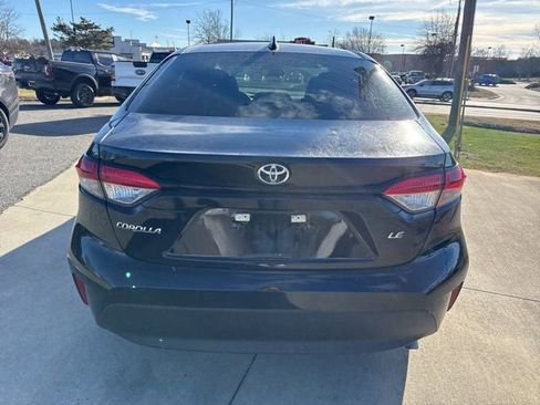 Used 2023 Toyota Corolla LE image 9