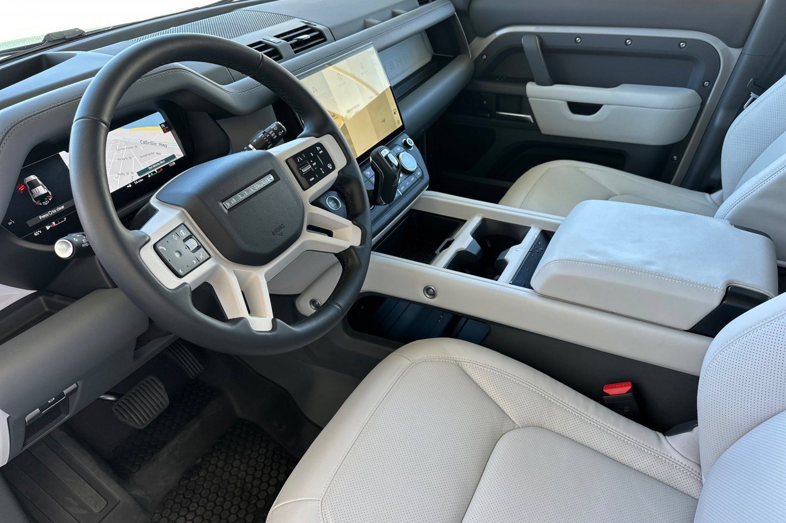 New 2026 Land Rover Defender 110 X-Dynamic SE AWD/4WD image 10
