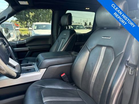 Used 2019 Ford F150 Platinum w/ Equipment Group 701A Luxury AWD/4WD image 3