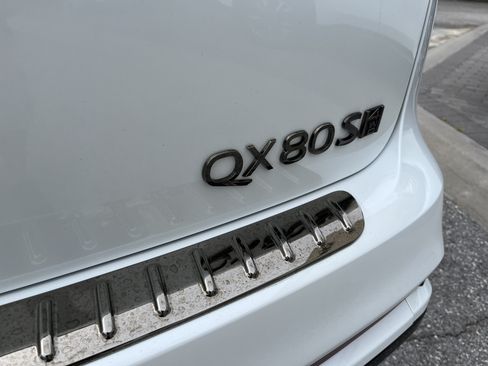 Certified 2026 INFINITI QX80 4WD image 9