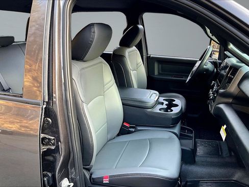 New 2026 RAM 4500 Tradesman w/ Chrome Appearance Group AWD/4WD image 17