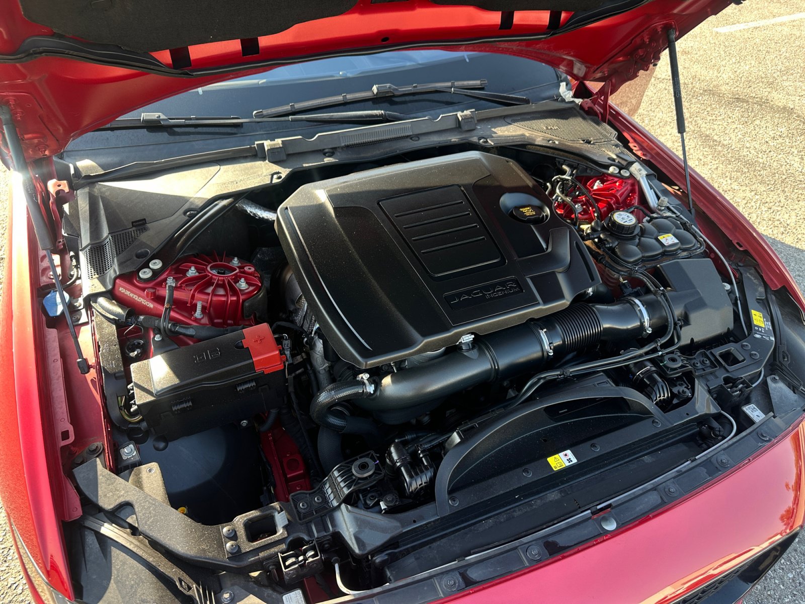 Used 2020 Jaguar XE S RWD image 29