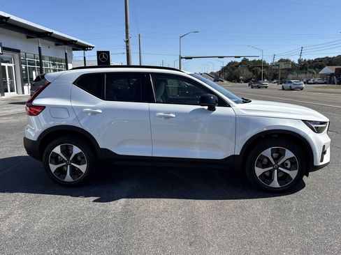 New 2026 Volvo XC40 B5 Plus w/ Protection Package Premier image 6