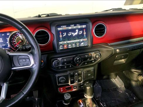 Used 2020 Jeep Wrangler Unlimited Rubicon w/ Dual Top Group image 16