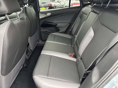 Certified 2024 Volkswagen ID.4 S image 10