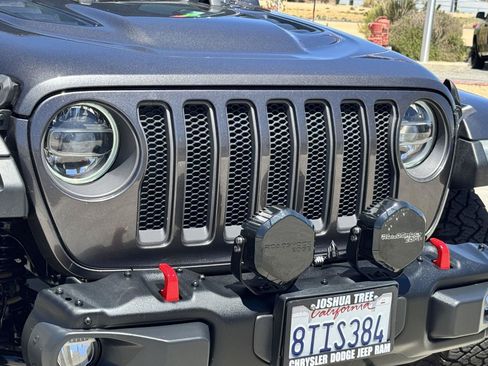 Used 2021 Jeep Wrangler Unlimited Rubicon AWD/4WD image 7