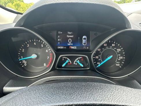 Used 2018 Ford Escape SE w/ SE Sync 3 Package FWD image 26