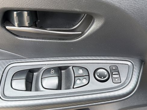 Certified 2025 Nissan Versa S w/ S Plus Package FWD image 18