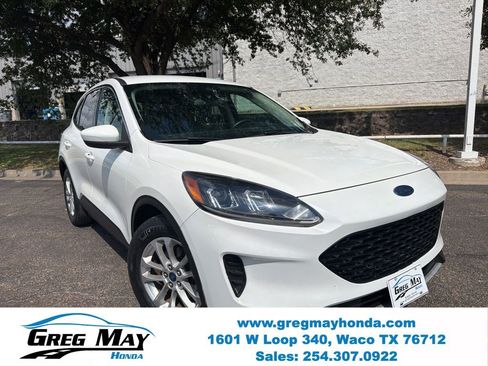 Used 2020 Ford Escape SE FWD image 1