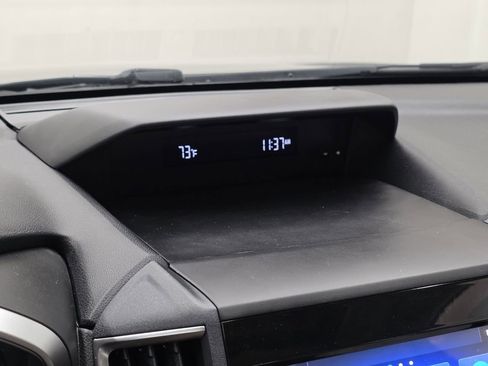 Used 2019 Subaru Impreza 2.0i Premium image 30