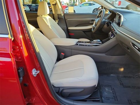 Used 2023 Hyundai Sonata SEL image 17
