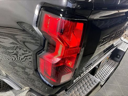 Used 2023 Chevrolet Colorado W/T RWD image 27