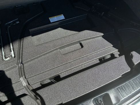 Used 2016 Toyota Prius Two image 22