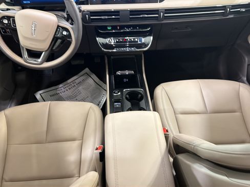 Used 2024 Lincoln Corsair FWD image 20