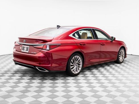 Used 2022 Lexus ES 350 Ultra Luxury w/ Accessory Package 2 FWD image 5