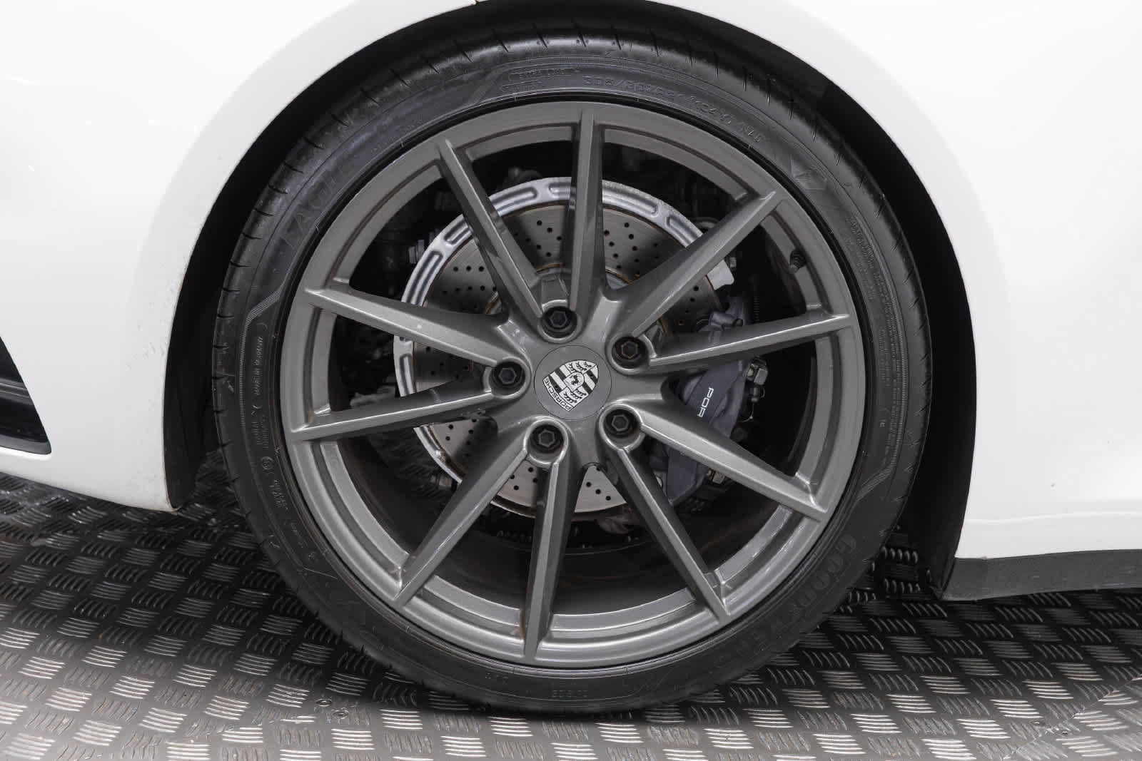 Used 2024 Porsche 911 Carrera T RWD image 46