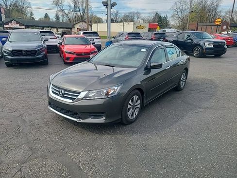 Used 2015 Honda Accord LX image 2