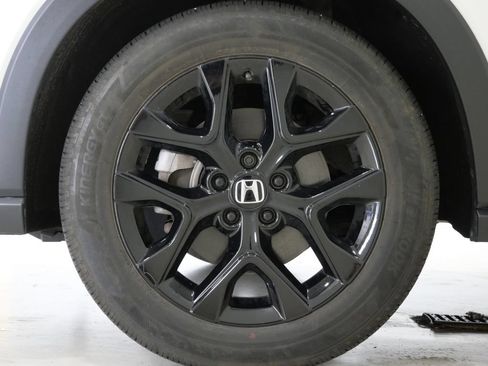 Used 2024 Honda HR-V Sport image 9