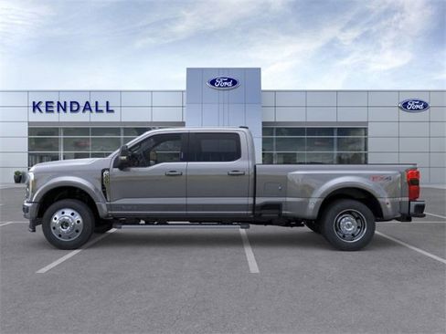 New 2026 Ford F450 XLT w/ XLT Premium Package image 3