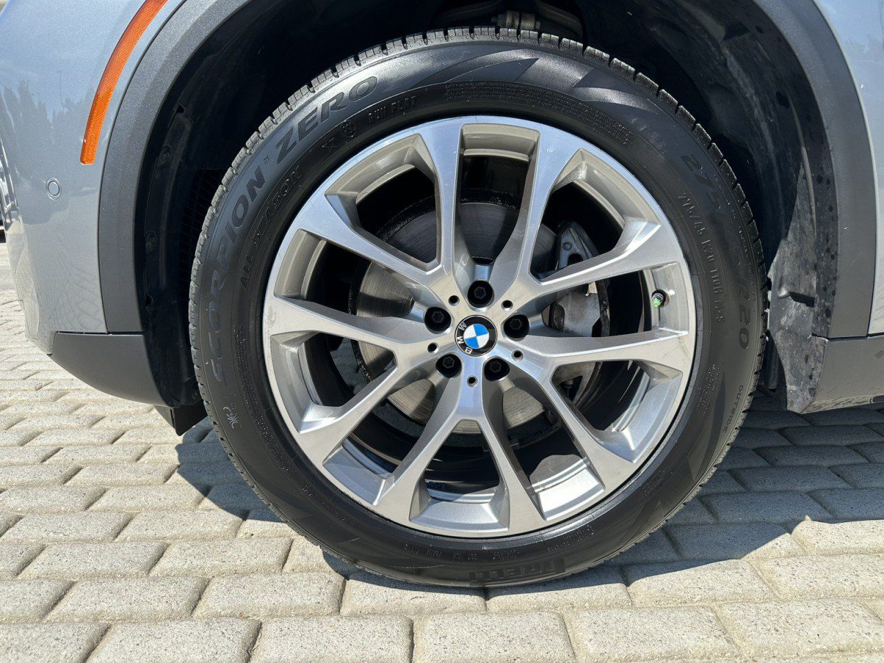 Used 2024 BMW X5 sDrive40i w/ Parking Assistance Package RWD image 8