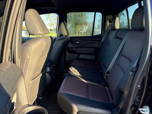 Used 2024 Honda Ridgeline Black Edition image 14