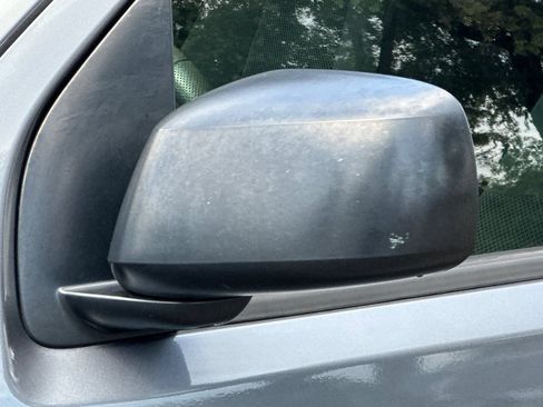 Used 2018 Nissan Frontier SV RWD image 47