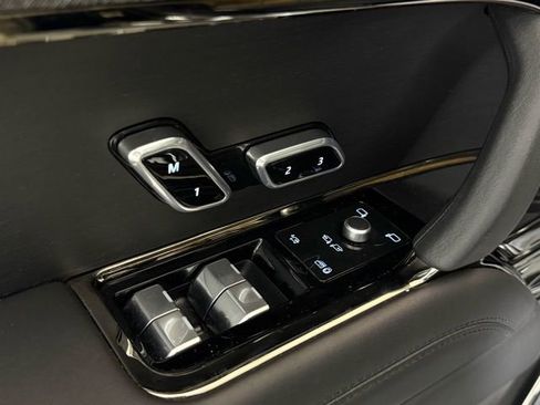 Used 2023 Land Rover Range Rover Sport SE Dynamic image 28