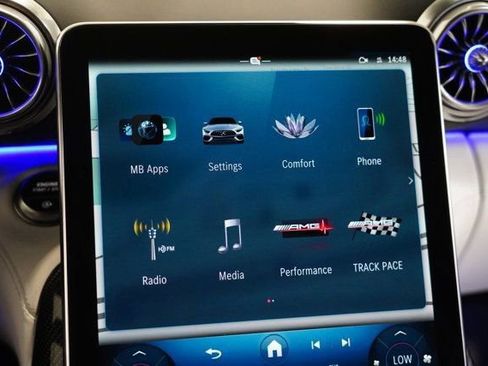 New 2025 Mercedes-Benz SL 63 AMG 4MATIC image 31