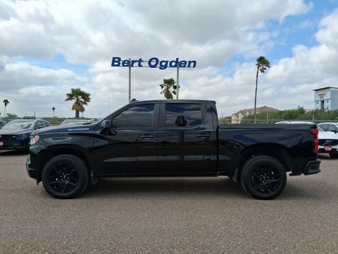 Used 2023 Chevrolet Silverado 1500 RST RWD image 3