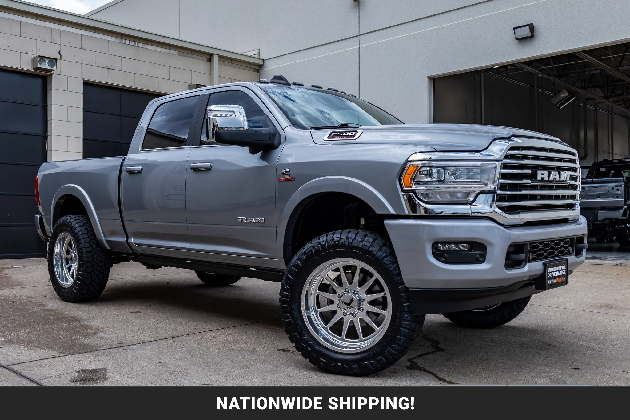 Used 2024 RAM 2500 Limited w/ Towing Technology Group AWD/4WD image 1