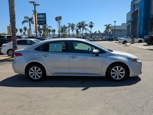 Used 2023 Toyota Corolla LE image 4