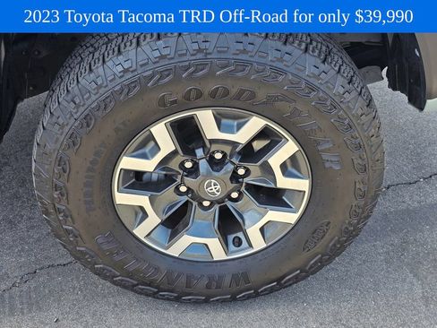 Used 2023 Toyota Tacoma TRD Off-Road w/ Black Out Package (TMS) AWD/4WD image 8