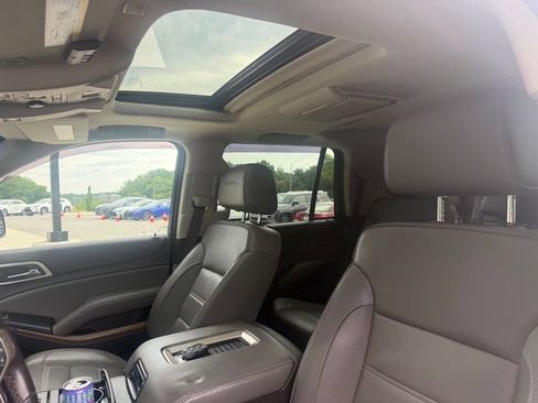 Used 2020 GMC Yukon Denali w/ Denali Ultimate Package AWD/4WD image 12