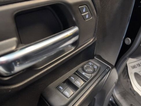 Certified 2024 Chevrolet Silverado 1500 Custom AWD/4WD image 12