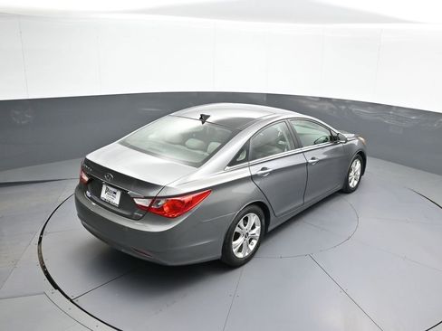Used 2012 Hyundai Sonata Limited w/ Navigation Pkg image 37