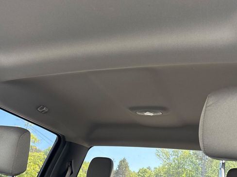 Used 2015 Ford F150 XLT AWD/4WD image 18