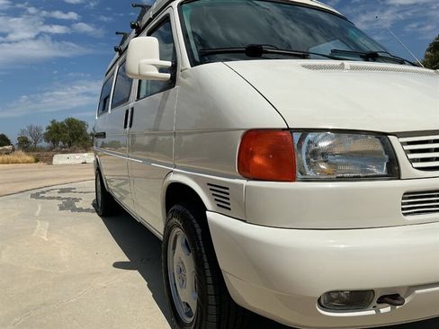 Used 2003 Volkswagen Eurovan Camper FWD image 12