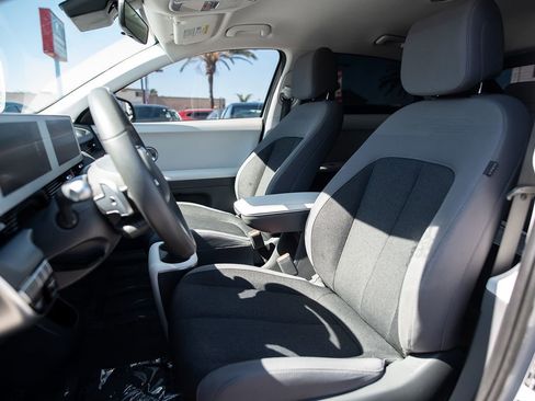 Used 2022 Hyundai Ioniq 5 SE w/ Cargo Package image 16