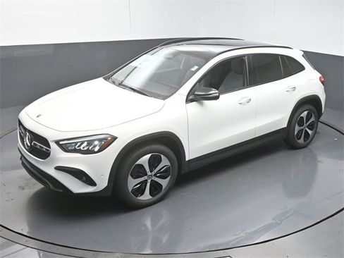 New 2026 Mercedes-Benz GLA 250 image 45