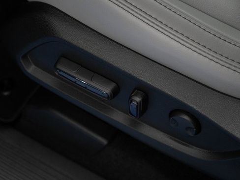 New 2025 Honda Pilot EX-L image 13